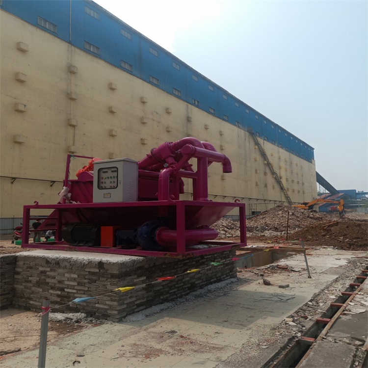 大興安嶺地區(qū)混凝土砂石分離機(jī)自動泥水分離機(jī)離心脫水機(jī)萬澤愚公WFL